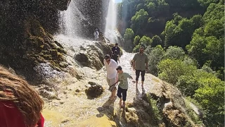 Bozkrn ortasnda vaha, scaktan bulananlar oraya akn ediyor