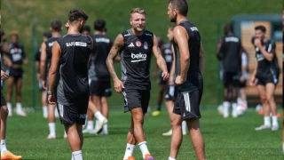 Bronckhorst man taktiini anlatt