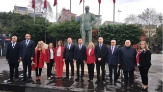 BTP Kartal�dan 23 Nisan ��karmas�: 'Egemenlik kay�ts�z �arts�z milletindir'