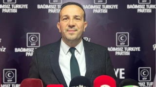 BTP Sözcüsü Lütfullah Önder: "ABD'nin projesi Türkiye'yi suni bir şekilde şişirip patlatmaktır"