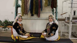 bu halıların tamamlanması en az 8 ay sürecek