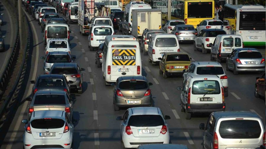 Bursa'da okul servis �cretlerine zam: En k�sa mesafe 600 TL