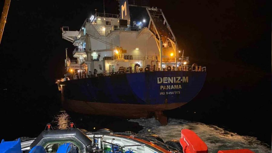 Çanakkale Boğazı'nda yük gemisi arızalandı