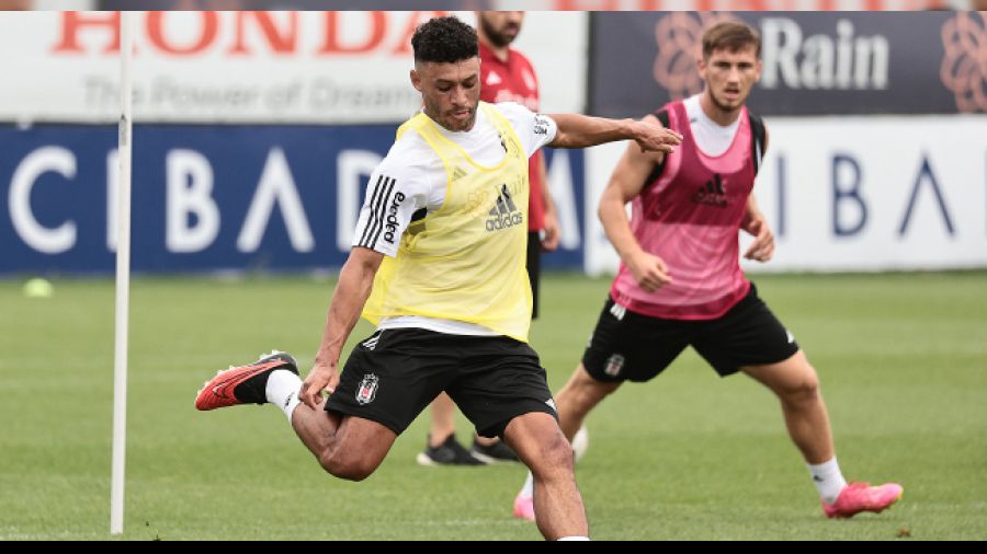 Chamberlain idmanlara başladı