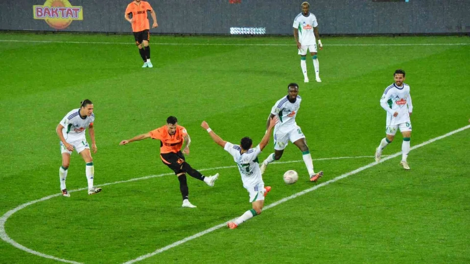 Çorum FK emin adımlarla ilerliyor