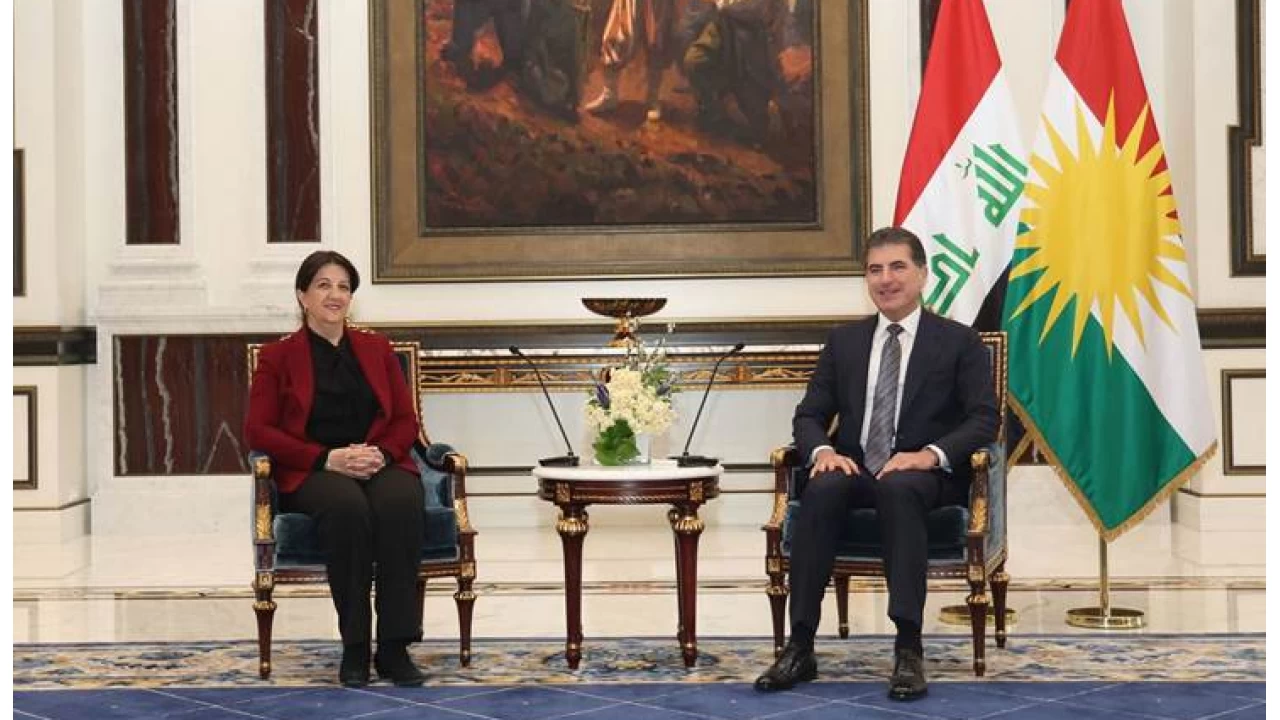 DEM Parti heyeti Barzani'nin huzurunda