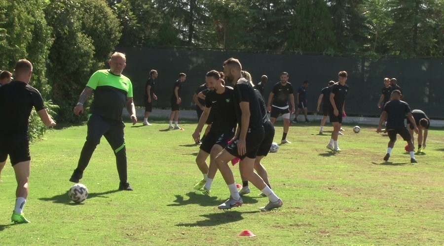 Denizlispor Teknik Direkt�r� Prosinecki, ya�anan s�k�nt�lara de�indi