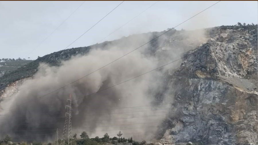Deprem b�lgesinde dinamit patlat�lmas� tedirgin etti