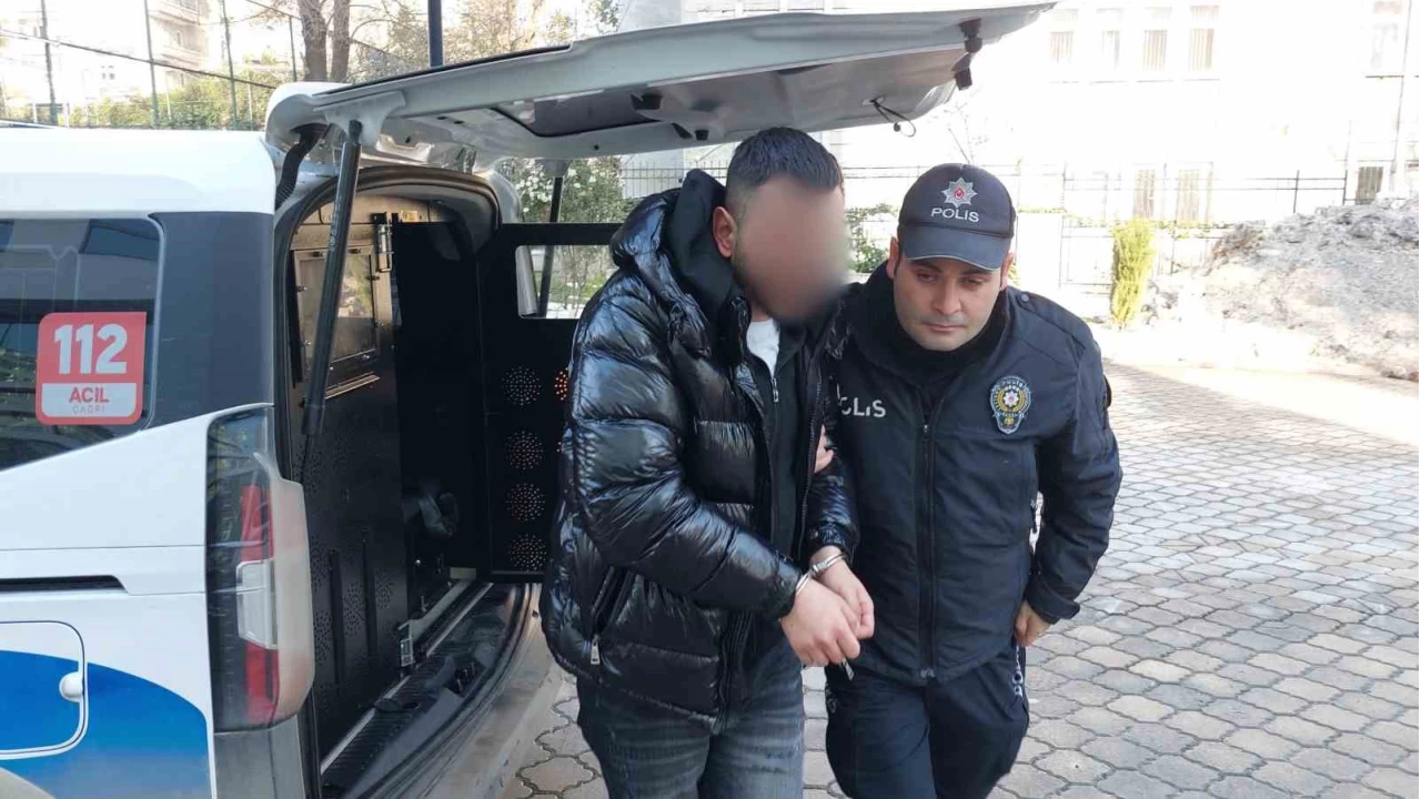 Dolandırıcılık suçundan aranan şahıs yakalandı