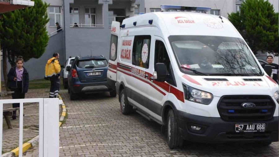 Drd parasn mazgaldan almak isteyen renci yaraland