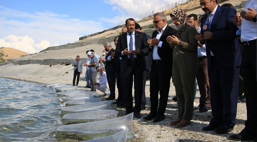 Elaz��'da 21 bin ton bal�k �retimi
