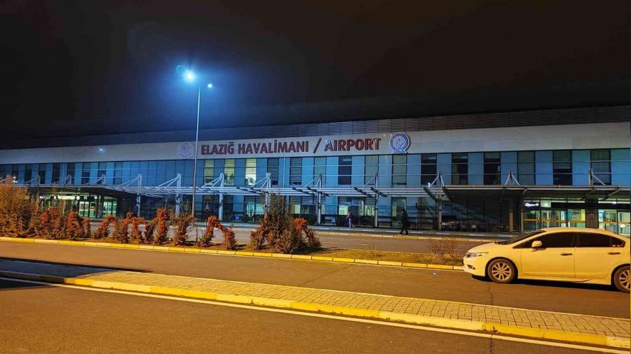 Elaz��'da sis nedeniyle u�u�lar iptal edildi