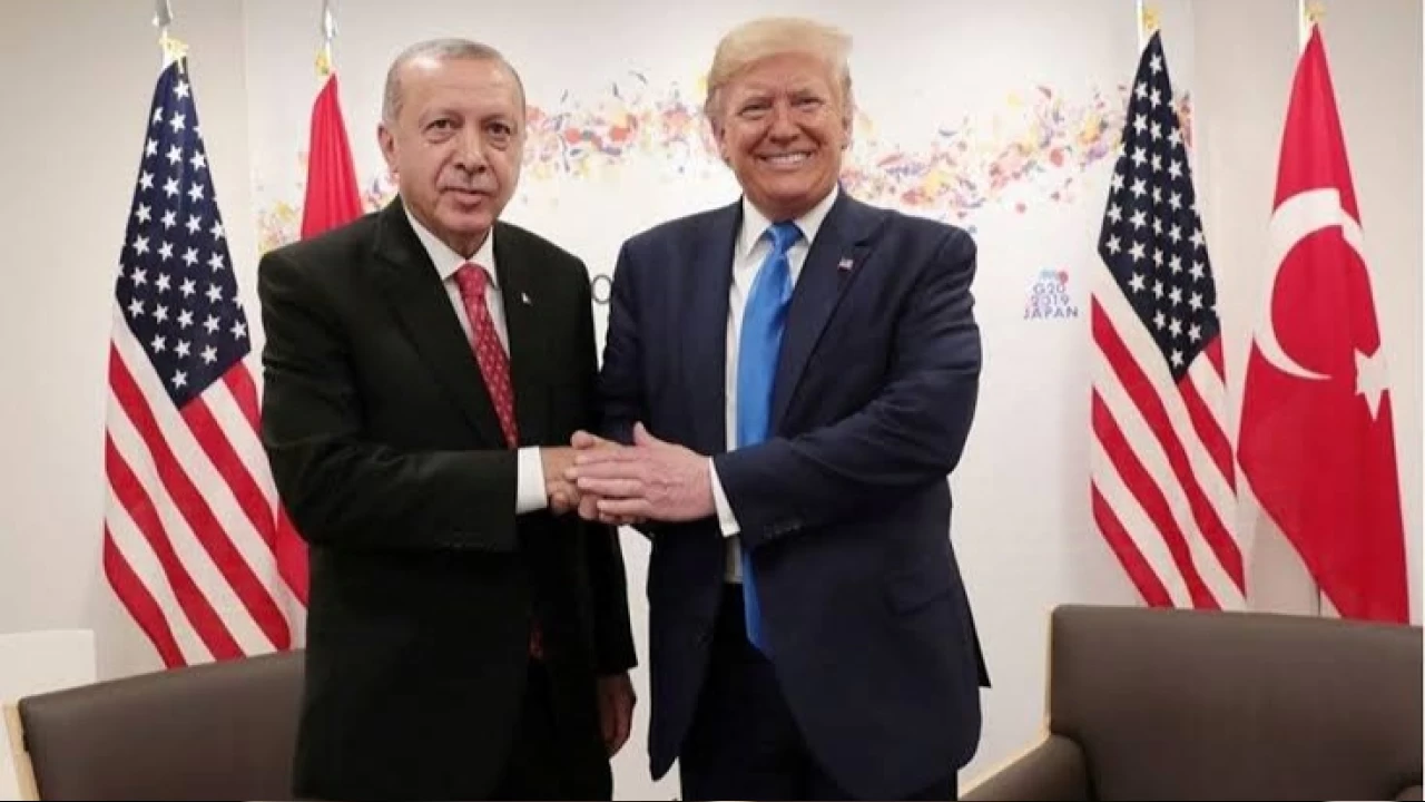 Erdo�an Trump'� arayarak tebrik etti 