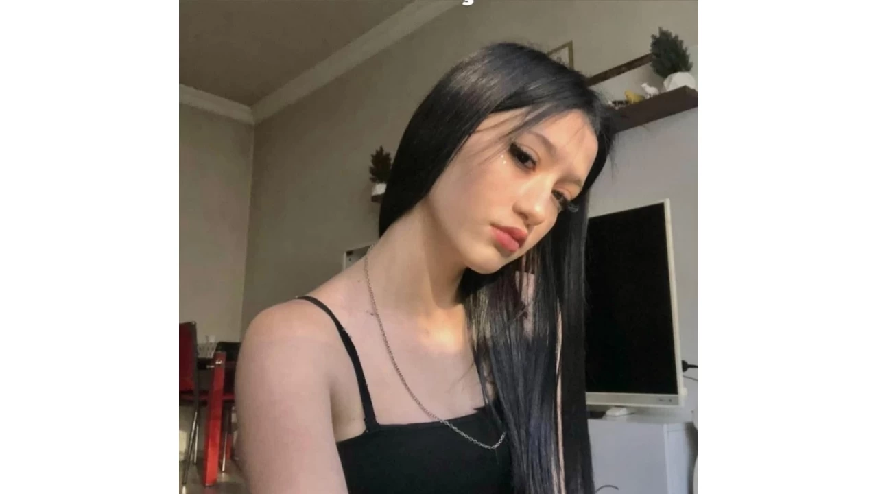 Erkek arkada tarafndan urad saldryla gndeme gelen lise renci kz trafik kazasnda hayatn kaybetti