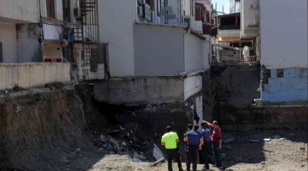 Erzincan'da göçük: 2 yaralı