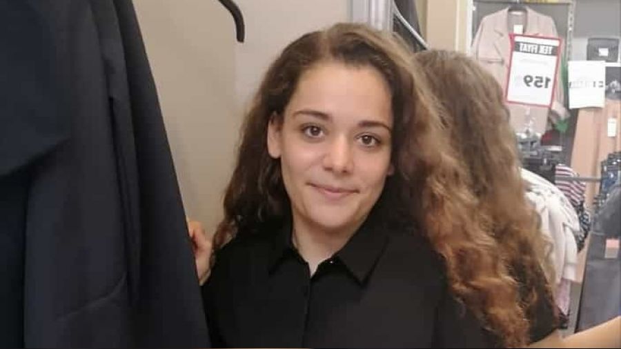 Esenyurt'ta 16 ya��ndaki gen� k�zdan 3 g�nd�r haber al�nam�yor