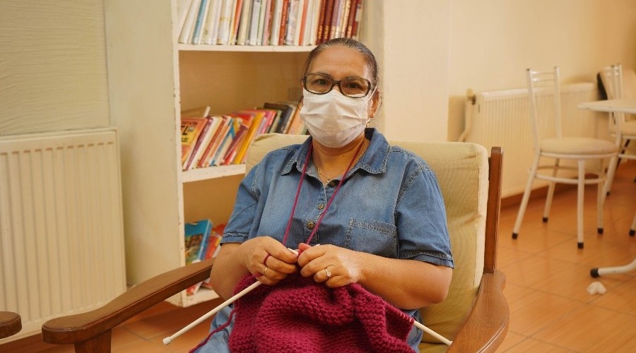 Ev han�mlar� Hollanda'ya kazak ihra� ediyorlar