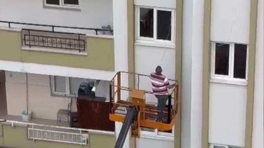 Evden ka�an papa�an� i�in vin� getirtti