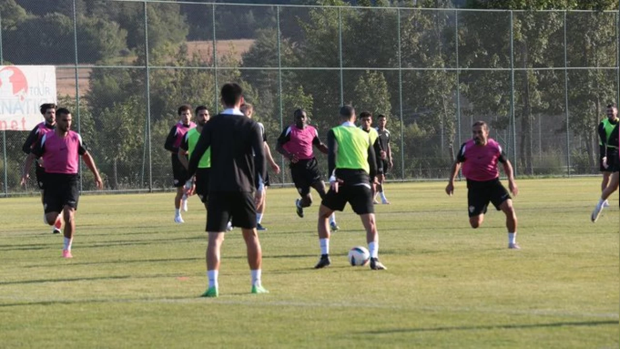Ey�pspor'un rakibi �aykur Rizespor