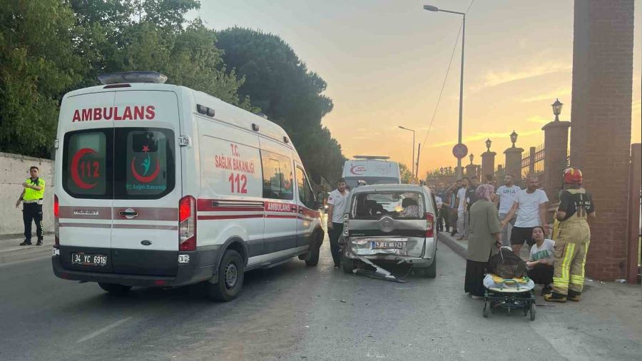 Ey�psultan'da trafik kazas�: 3 yaral�