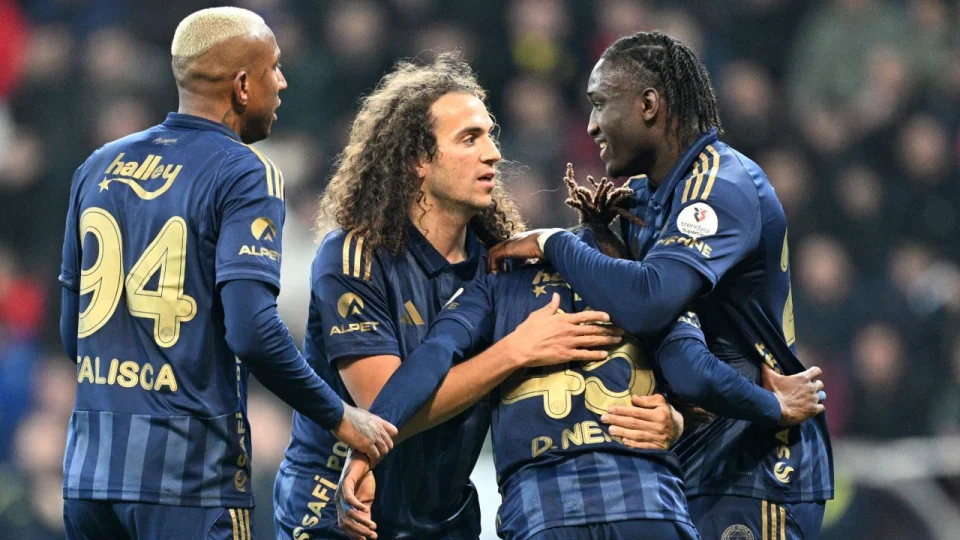 Fenerbah�e bu g�n� y�llard�r bekliyor