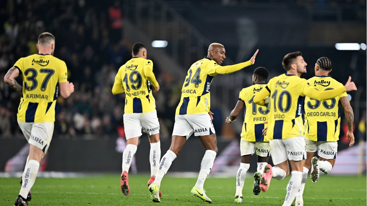 Fenerbahçe öldü öldü dirildi