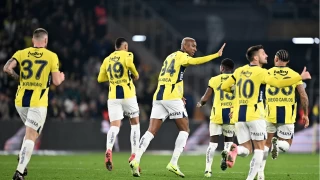Fenerbahçe öldü öldü dirildi