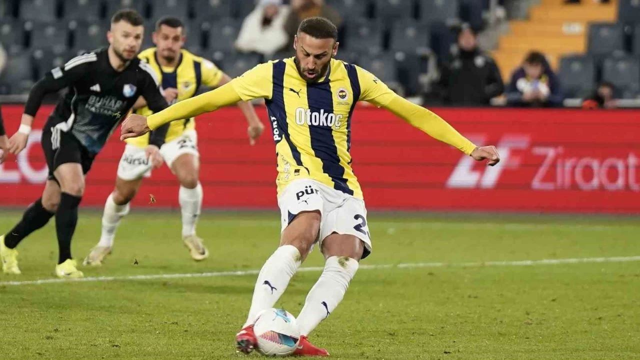 Fenerbahçe'de Cenk Tosun bilmecesi