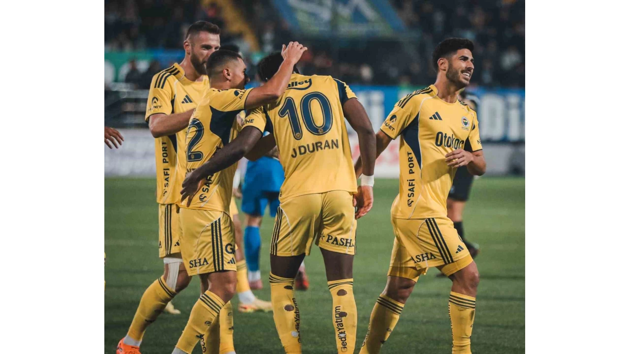 Fenerbahe'den, Rizespor'a kar 13 malk galibiyet serisi