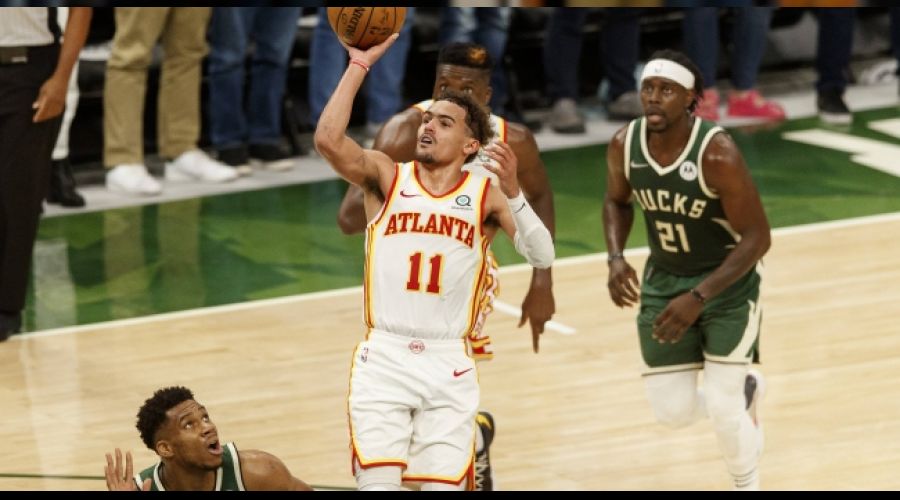 Finaldeki ilk ma�� Hawks kazand� 