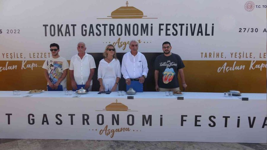 Gastronomi Festivalinde y�resel lezzetler yar��t�