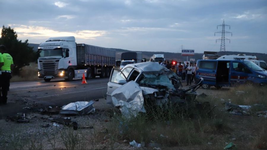 Gaziantep'te zincirleme kaza: 3 �l�