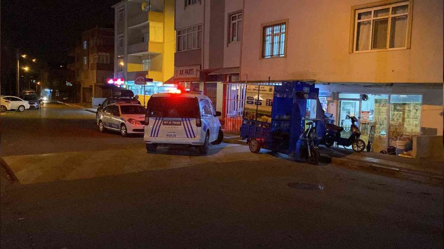 Genç kadın tartıştığı kocasını darp etti