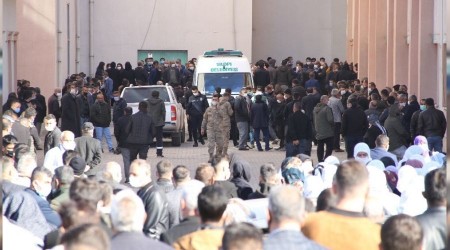 Göçük altında kalan işçinin cansız bedenine ulaşıldı