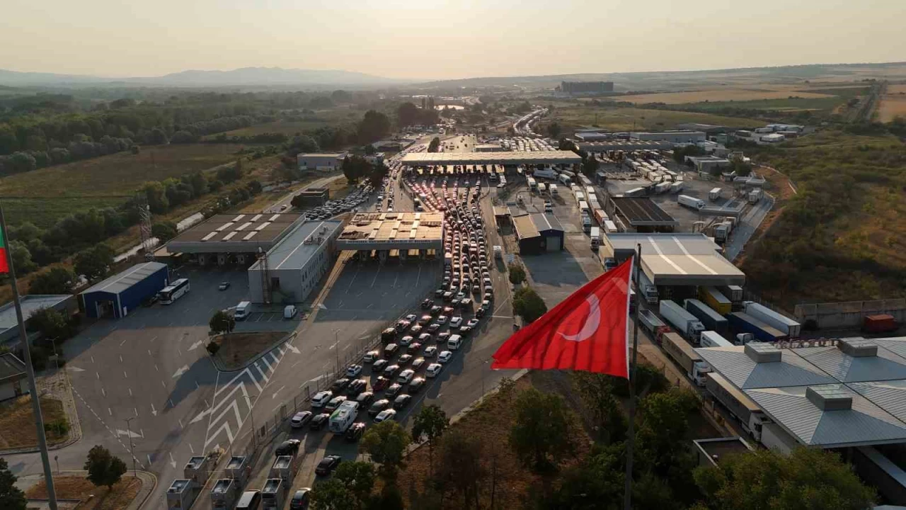 Gurbetçiler dönüş yolunda