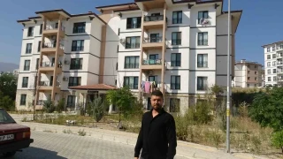 Hatay'da ayn� evi biri depremzede 6 ki�iye satm��lar