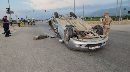 Hatay'daki kazada otomobil ters döndü: 1 ölü, 3 yaralı