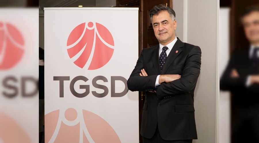 Hazrgiyim sektr yerinde sayd