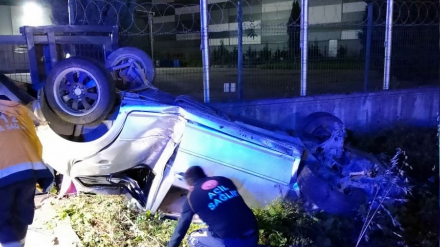 Hurdaya dnen otomobilin altnda kalarak hayatn kaybetti