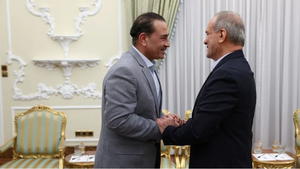 �ran Cumhurba�kan� Peze�kiyan, Pakistan Genelkurmay Ba�kan� Munir'i kabul etti