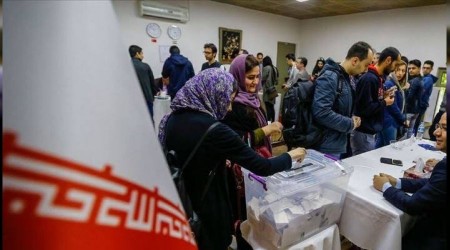 İran'da seçimlere katılım düşük mü olacak?