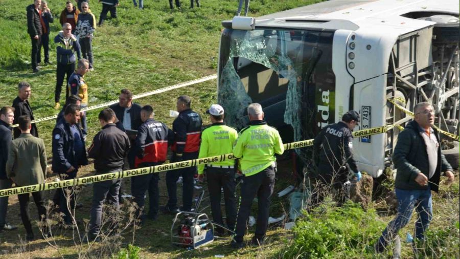 ���i servisi �arampole u�tu: 3 �l�, 31 yaral�