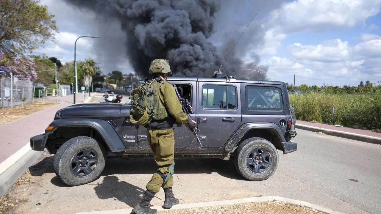 �srail, Hizbullah'�n komutanlar�ndan birinin �ld�r�ld���n� duyurdu