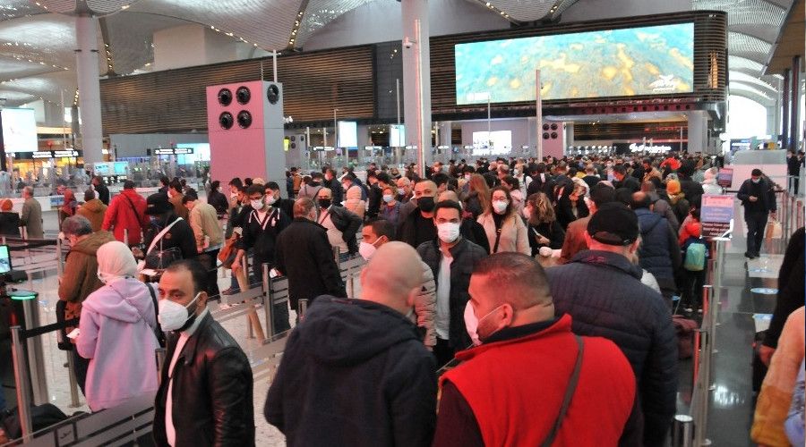 İstanbul Havalimanı'nda pazar yoğunluğu