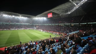 İstanbul hegemonyasını kırdı geçti
