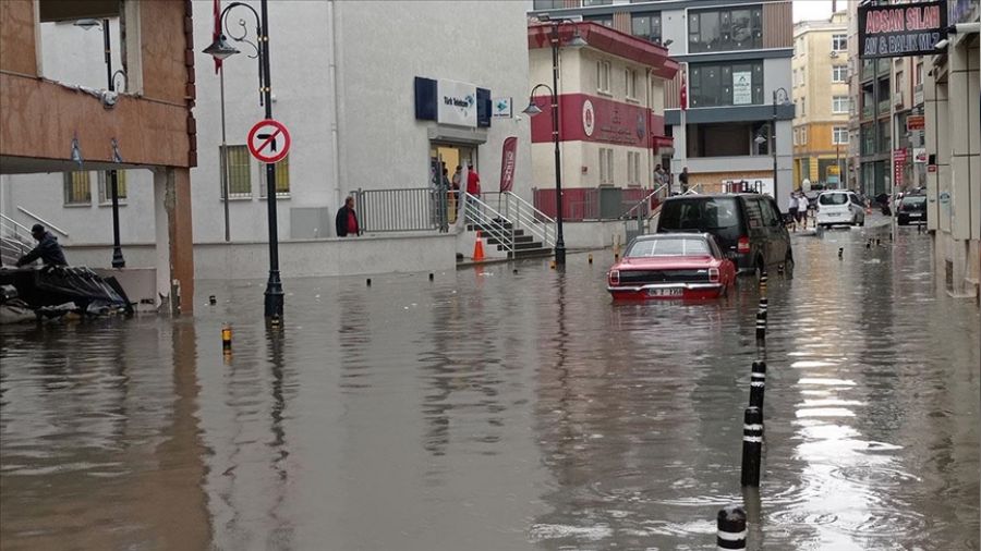 �stanbul'a �iddetli ya��� uyar�s�