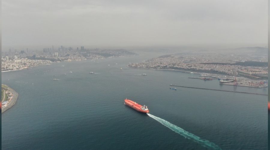 stanbul'da sabah saatlerinde sis etkili oldu