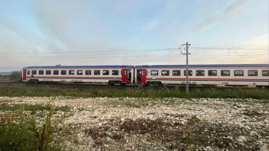 stanbul'da tren otomobile arpt