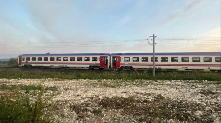 stanbul'da tren otomobile arpt