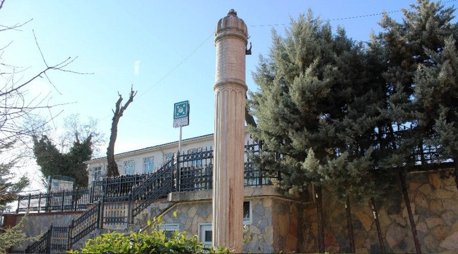 İstanbul'un asırlık nişan taşları